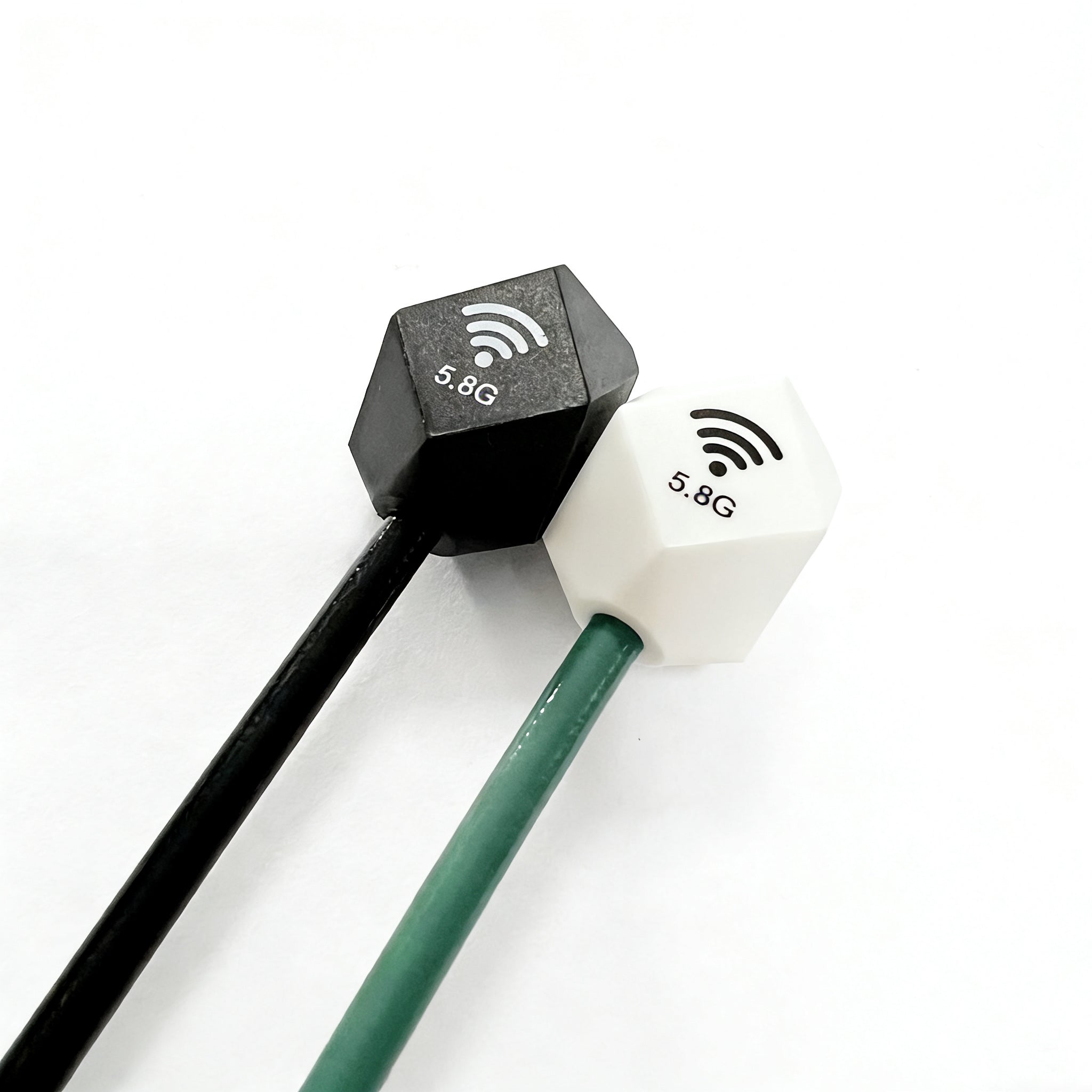 Antenna Factory 5.8GHz RHCP Hexagon FPV Antenna | Black & White | SMA Male